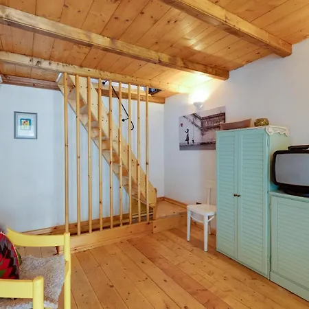 La Porta Rossa Apartment
