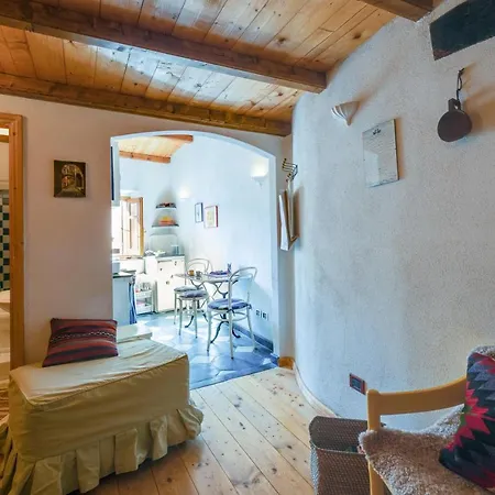 La Porta Rossa Apartment